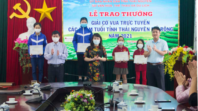 Lễ trao thưởng GIẢI CỜ VUA TRỰC TUYẾN các nhóm tuổi TỈNH THÁI NGUYÊN MỞ RỘNG NĂM 2021