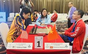 Kỳ thủ Nguyễn Ngọc Trường Sơn giành HCV thứ 9 ở SEA Games